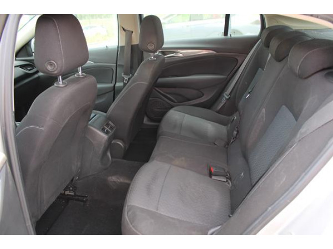 Opel Insignia 1.6 cdti Enjoy 