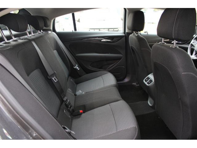 Opel Insignia 2.0 BUSINESS 