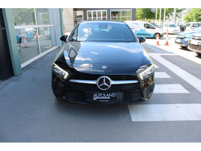 Mercedes Benz A 180 1.3 MHEV DCT 