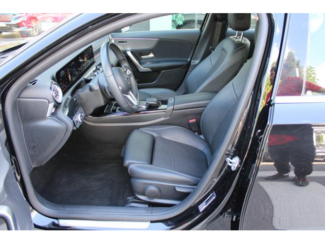 Mercedes Benz A 180 1.3 MHEV DCT 