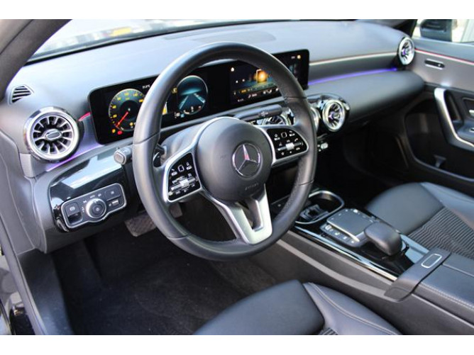 Mercedes Benz A 180 1.3 MHEV DCT 
