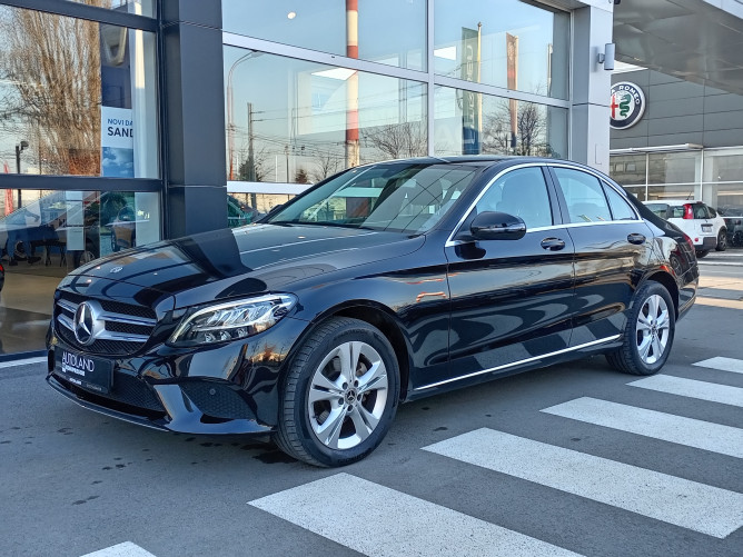 Mercedes Benz C 220 D 4MATIC 