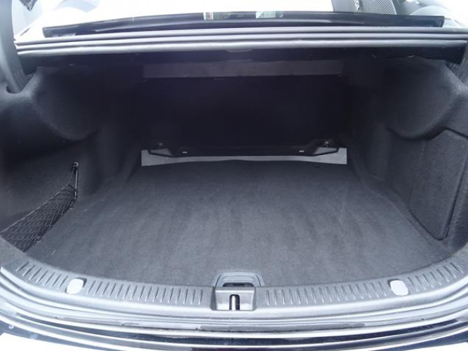 Mercedes Benz E 220 D 4MATIC 