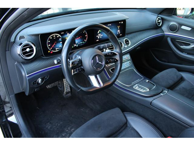 Mercedes Benz E 220 Hybrid 4 MATIC 