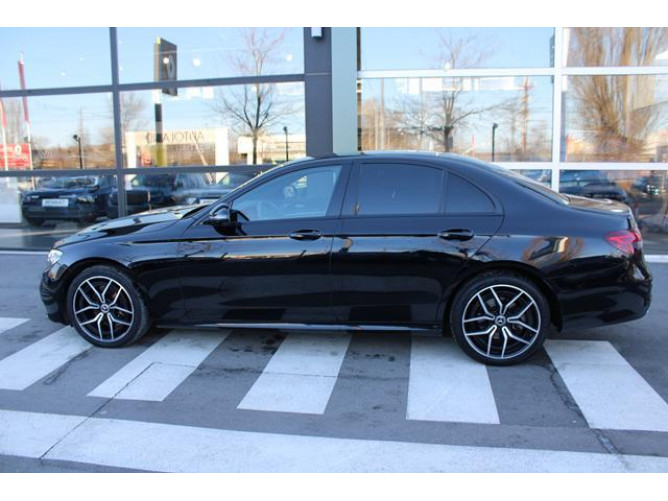 Mercedes Benz E 220 Hybrid 4 MATIC 