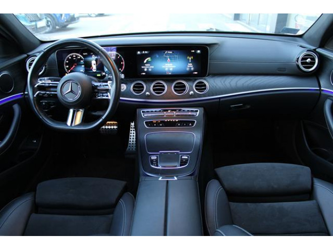 Mercedes Benz E 220 Hybrid 4 MATIC 