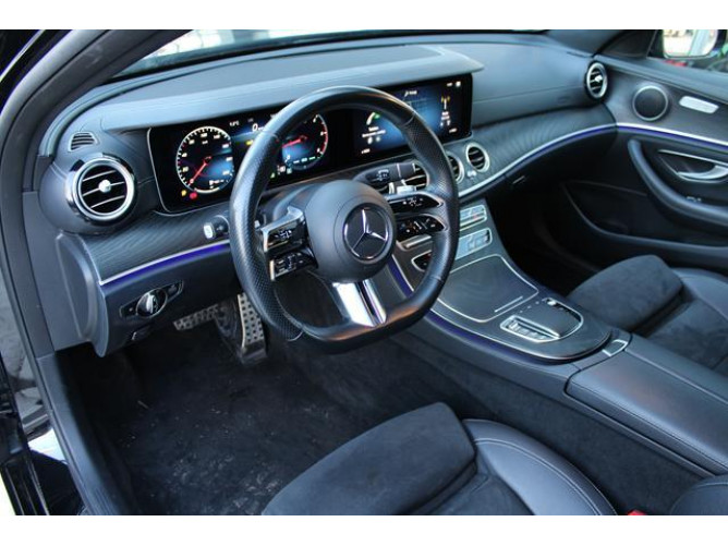 Mercedes Benz E 220 Hybrid 4 MATIC 