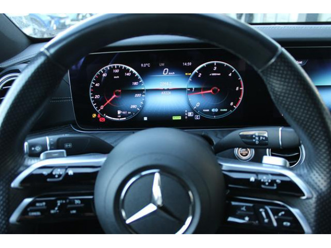 Mercedes Benz E 220 Hybrid 4 MATIC 