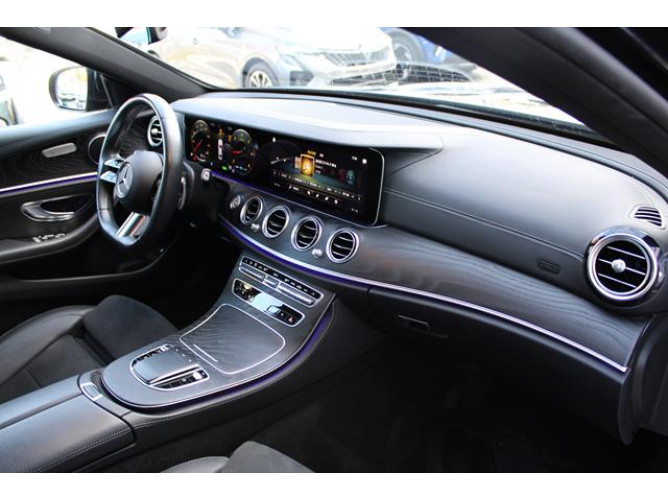 Mercedes Benz E220 D Hybrid 4MATIC 