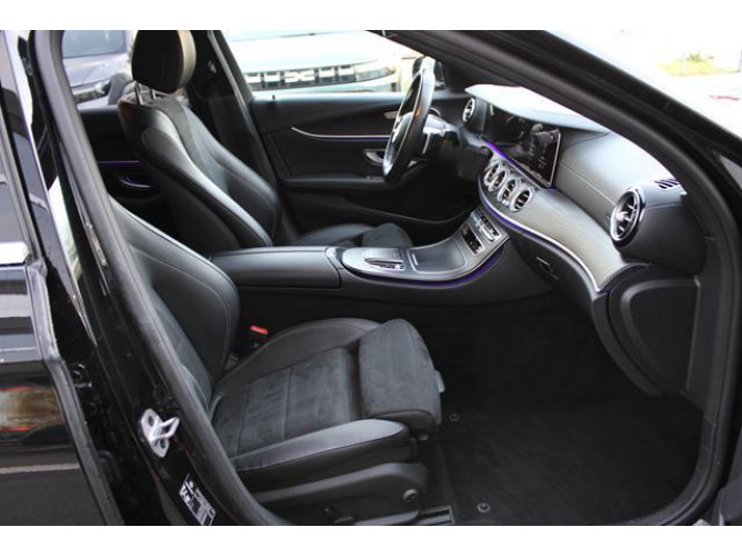 Mercedes Benz E 220 2.0 D HYB. 4MATIC 