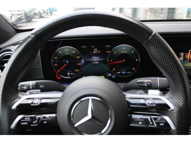 Mercedes Benz E 220 Hybrid 4 MATIC 