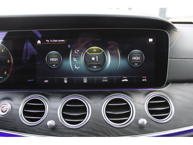 Mercedes Benz E 220 Hybrid 4 MATIC 