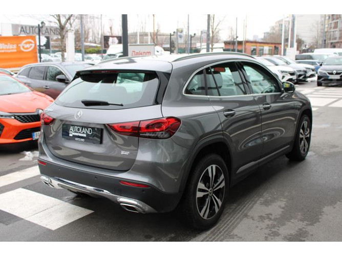 Mercedes Benz GLA 180 