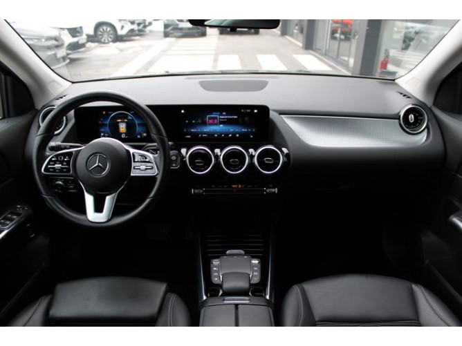 Mercedes Benz GLA 180 