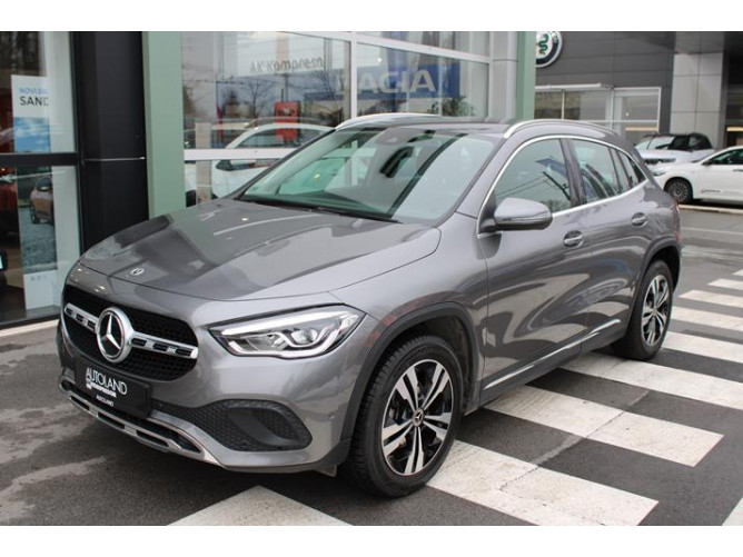 Mercedes Benz GLA 180 
