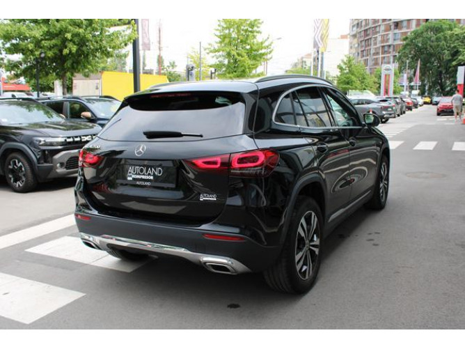 Mercedes Benz GLA 200 1.3 AUT 