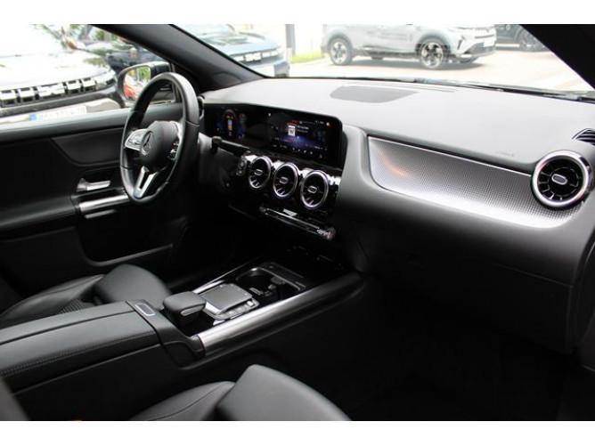Mercedes Benz GLA 200 1.3 AUT 