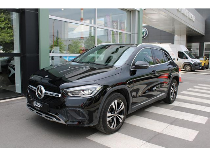 Mercedes Benz GLA 200 1.3 AUT 
