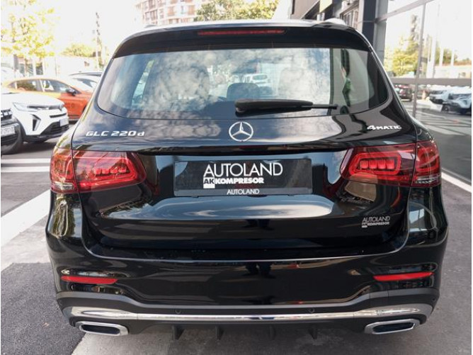 Mercedes Benz GLC 220 D 4MATIC 