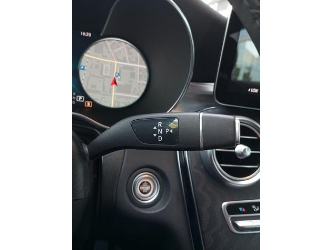 Mercedes Benz GLC 220 D 4MATIC 