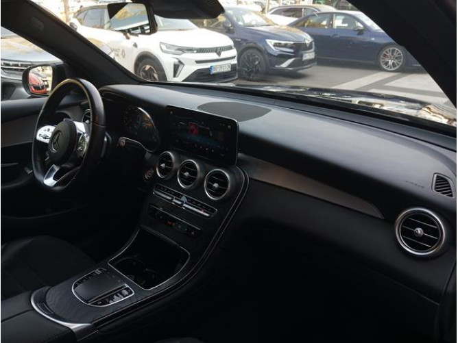 Mercedes Benz GLC 220 D 4MATIC 