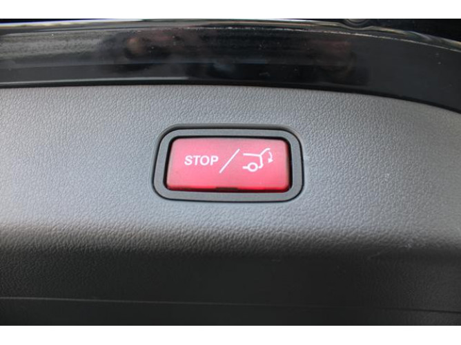 Mercedes Benz GLC 220 D 4MATIC 