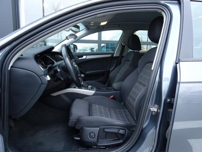 Audi A4 AVANT 2.0 TDI 
