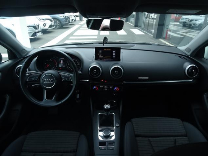 Audi A3 1.6 TDI Design 