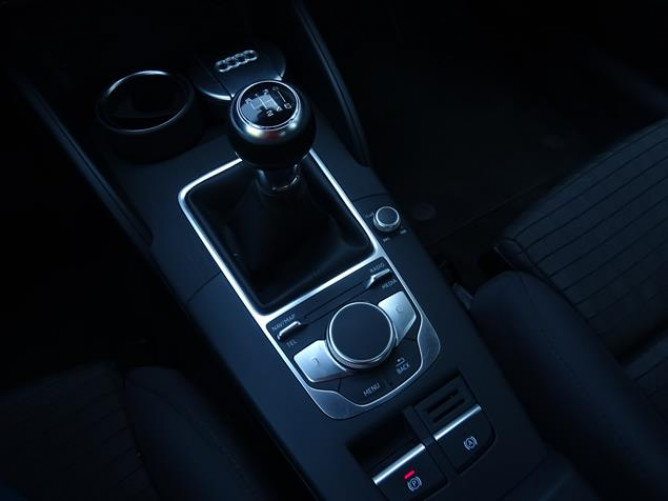 Audi A3 1.6 TDI Design 