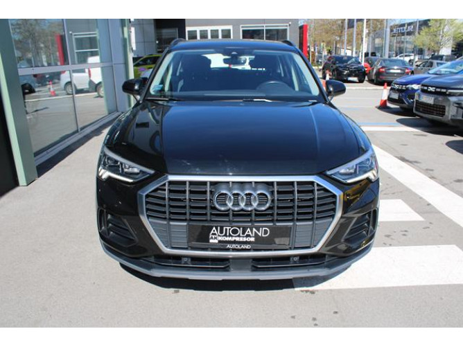 Audi Q3 2.0 TDI S TRONIC 
