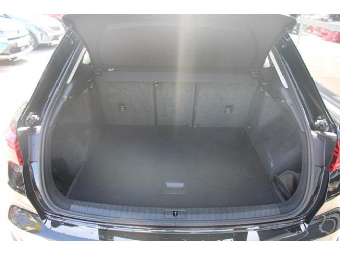 Audi Q3 2.0 TDI S TRONIC 