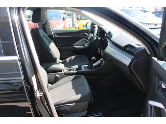 Audi Q3 2.0 TDI S TRONIC 