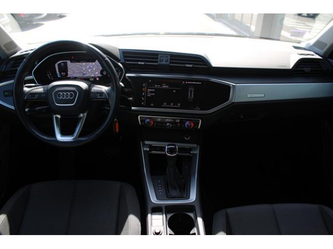 Audi Q3 2.0 TDI S TRONIC 