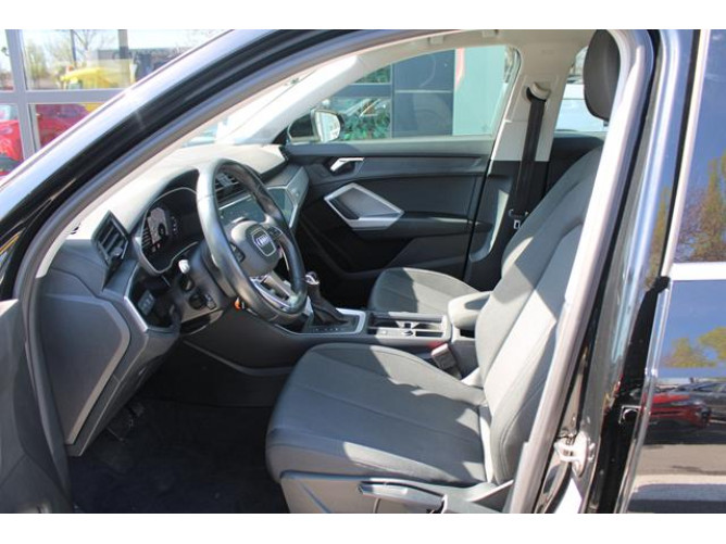 Audi Q3 2.0 TDI S TRONIC 