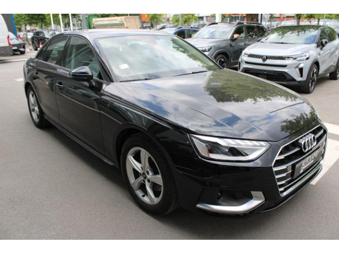 Audi A4 35 TFSI Hybrid 