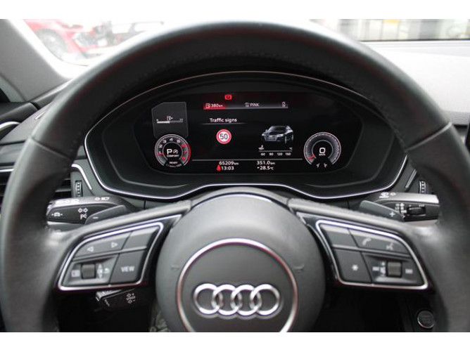 Audi A4 35 TFSI Hybrid 