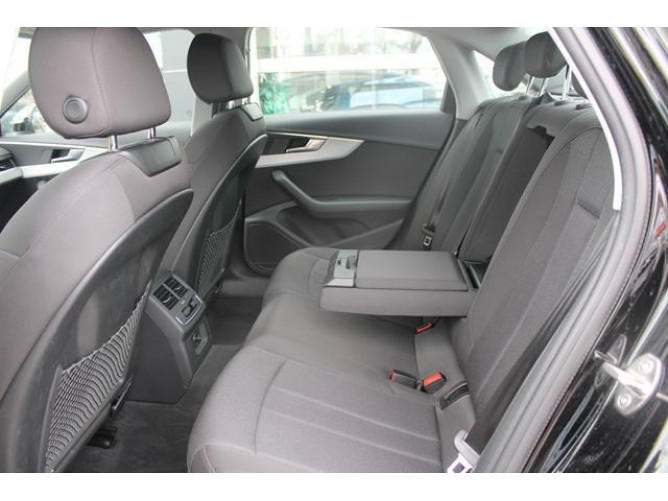 Audi A4 2.0 TFSI Hybrid 