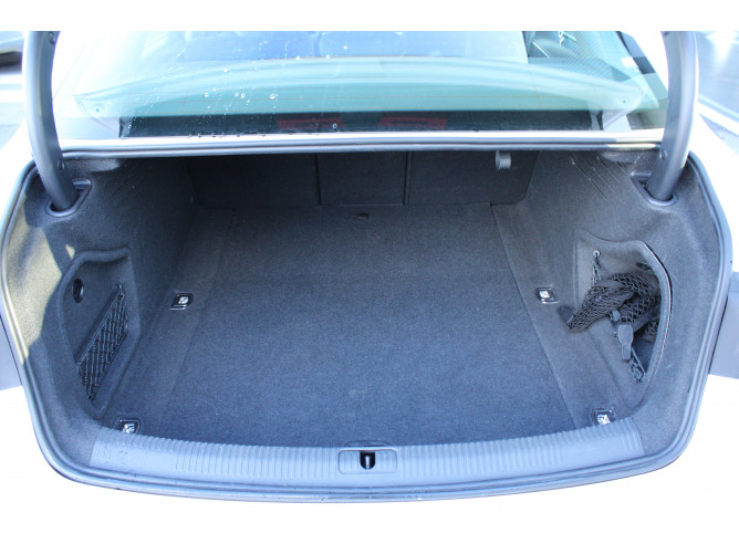 Audi A4 2.0 TFSI Hybrid 