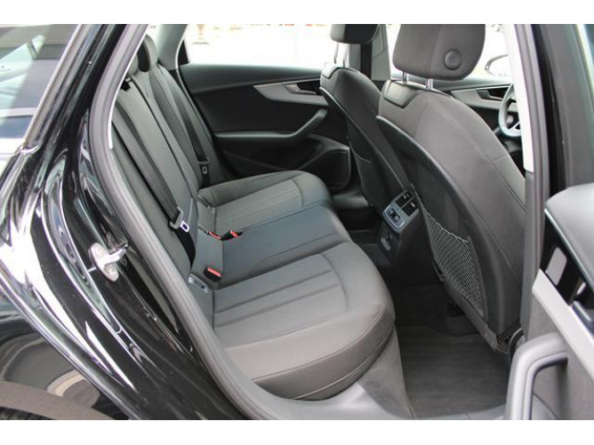 Audi A4 2.0 TFSI Hybrid 