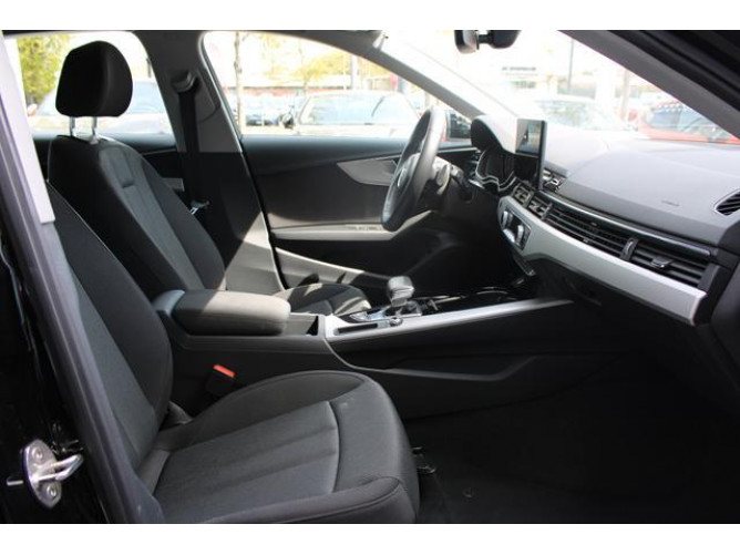 Audi A4 2.0 TFSI Hybrid 