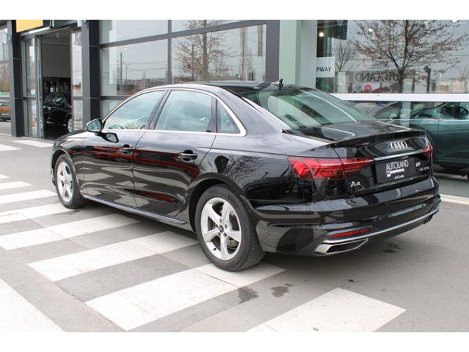 Audi A4 2.0 TFSI Hybrid 