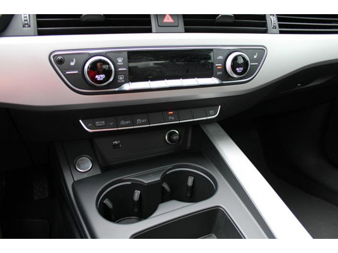 Audi A4 2.0 TFSI Hybrid 