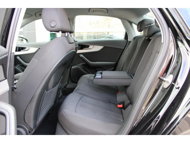 Audi A4 2.0 TFSI Hybrid 
