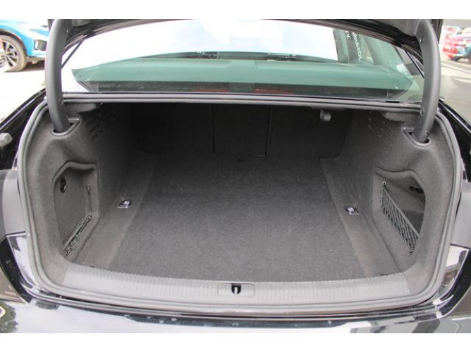 Audi A4 2.0 TFSI Hybrid 