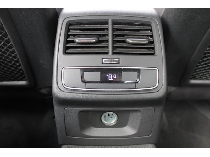 Audi A4 2.0 TFSI Hybrid 