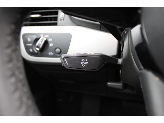 Audi A4 2.0 TFSI Hybrid 