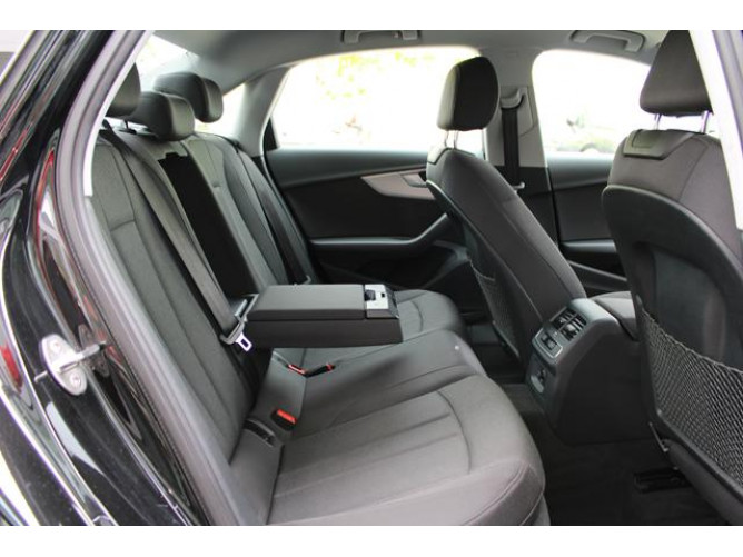 Audi A4 2.0 TFSI Hybrid 