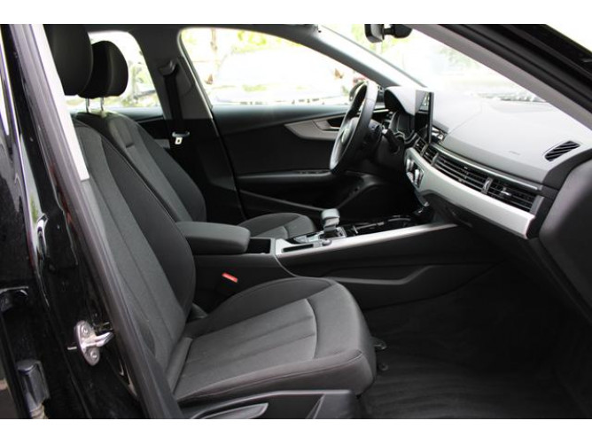 Audi A4 2.0 TFSI Hybrid 