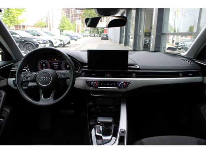 Audi A4 2.0 TFSI Hybrid 