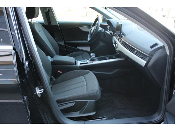 Audi A4 2.0 TFSI Hybrid 